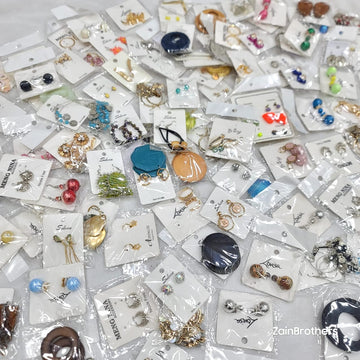 β¨ Imported Korean Earrings β 1Kg Box | 120 Mix Designs π