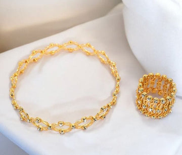 Versatile Gold-Plated Jewelry: Ring to Bracelet Transformation