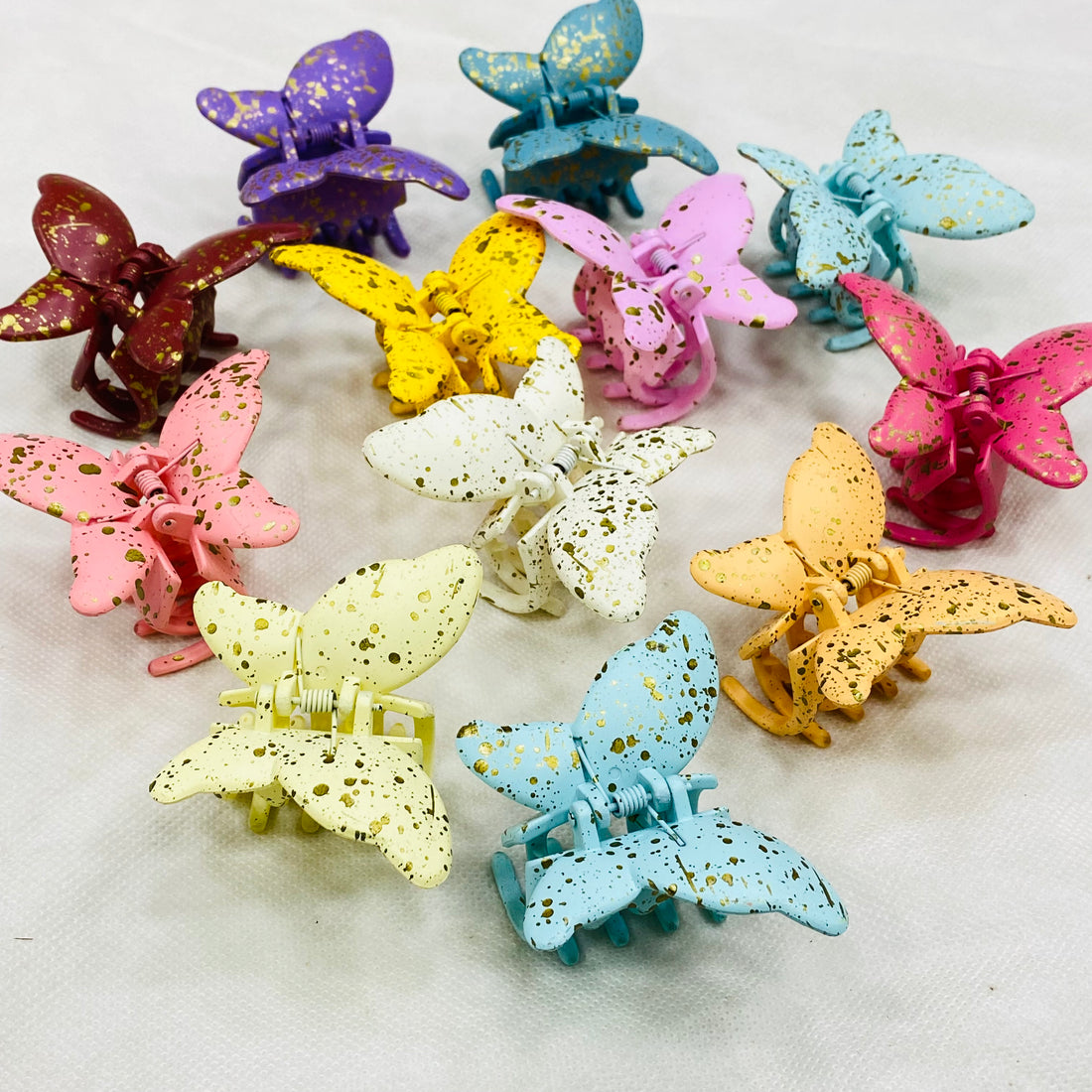 🦋 Butterfly Hair Clips – Mix Colors | Wholesale Pack of 12