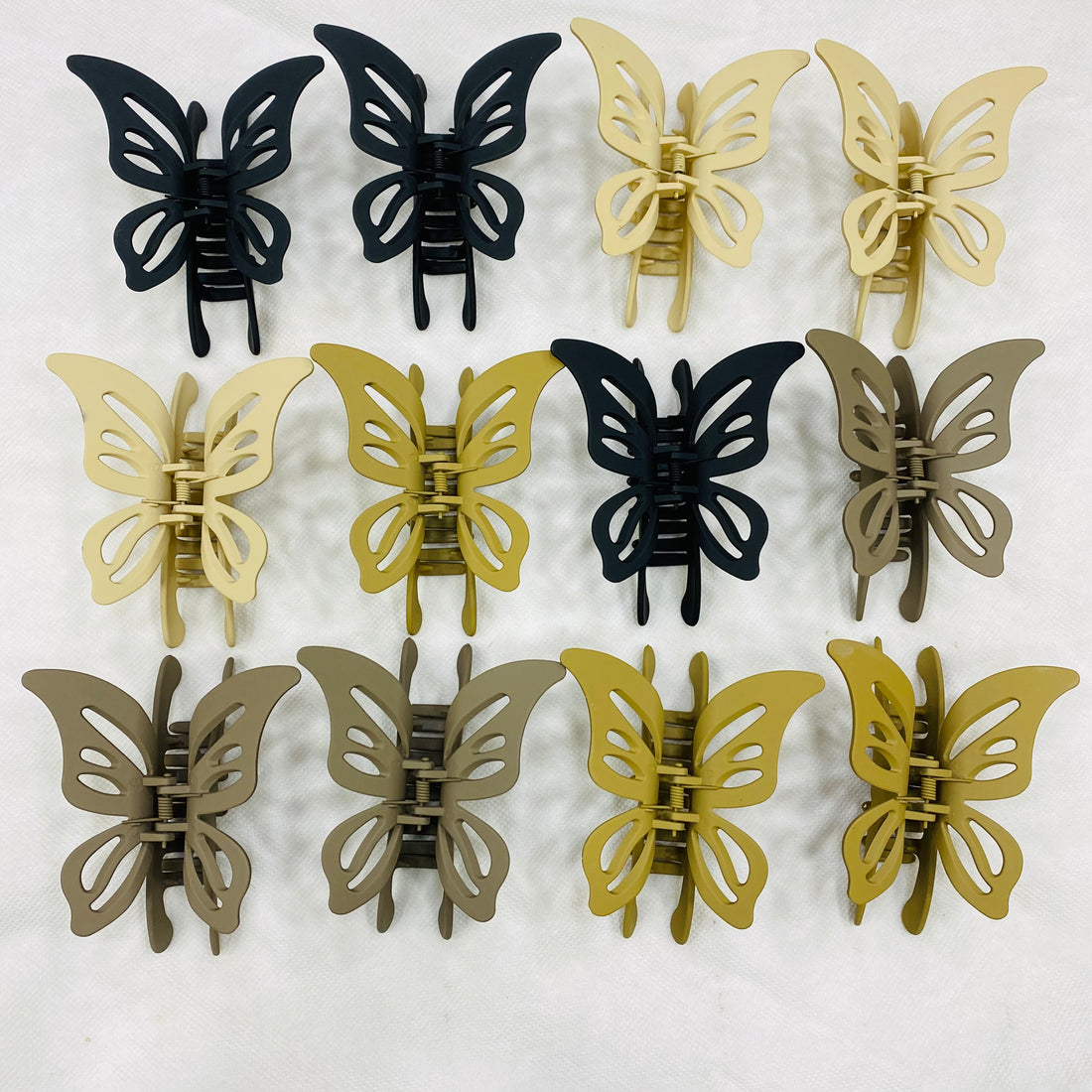 🦋 Butterfly Hair Clips – Large Size | Mix Colors | Pack of 12 (Wholesale)