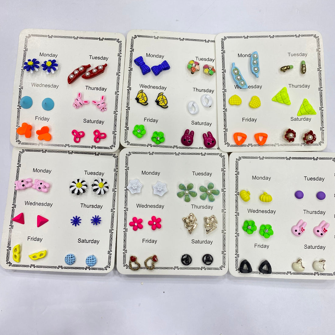 ✨ Metal Studs Card – Single Card (6 Tops) | Pack of 12 | Mix Designs