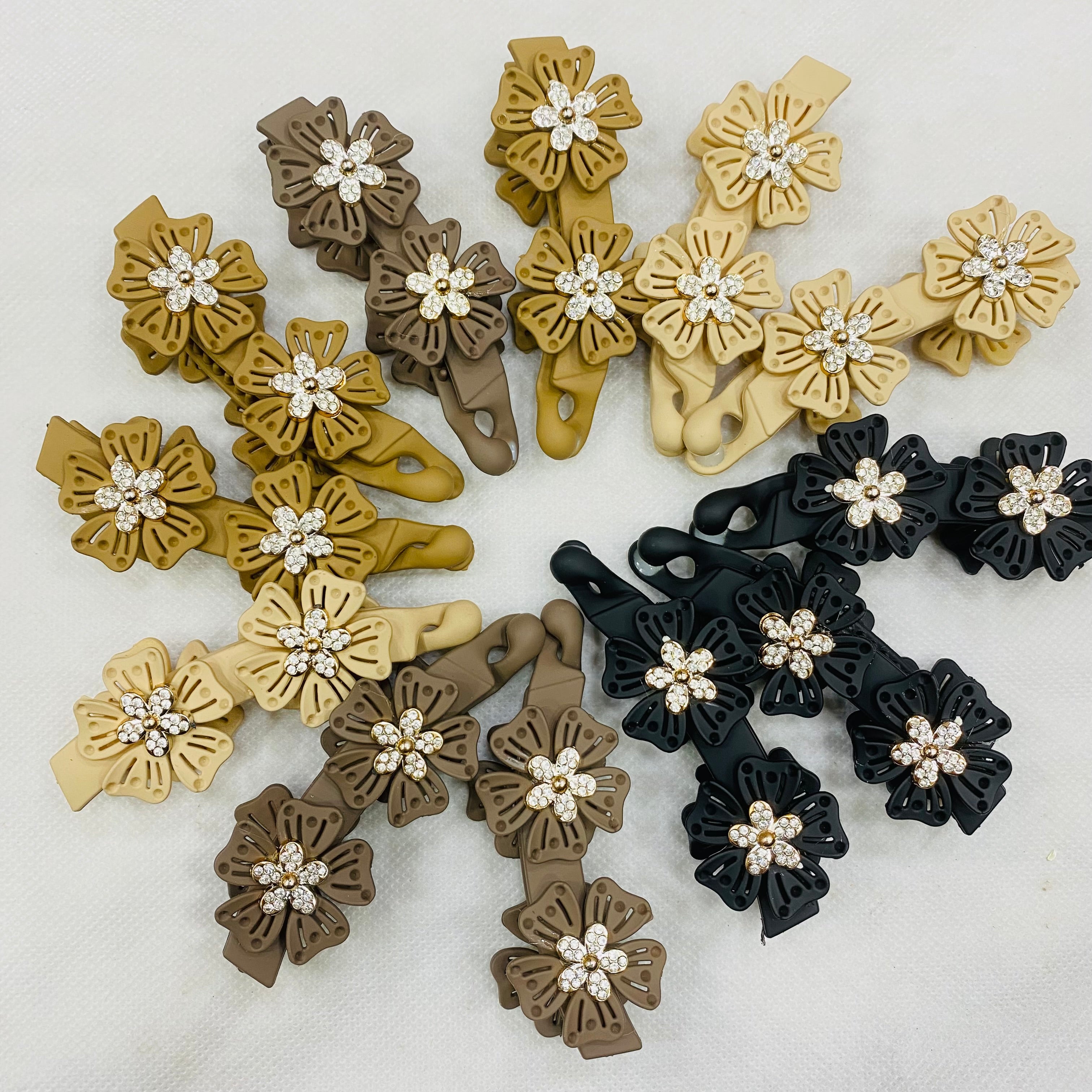 Bana Hair Clip Box – Pack of 12 | Mix Designs & Colors | Imported Quality