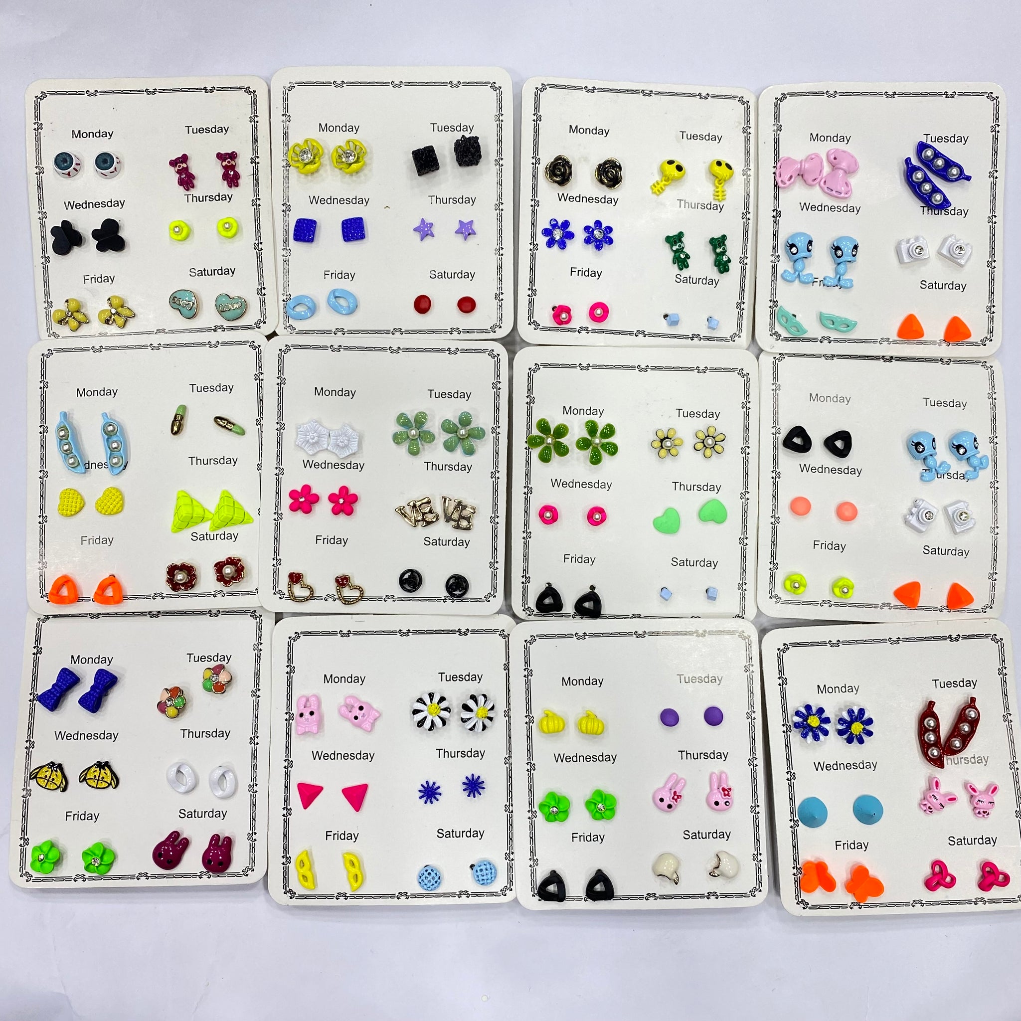 ✨ Metal Studs Card – Single Card (6 Tops) | Pack of 12 | Mix Designs