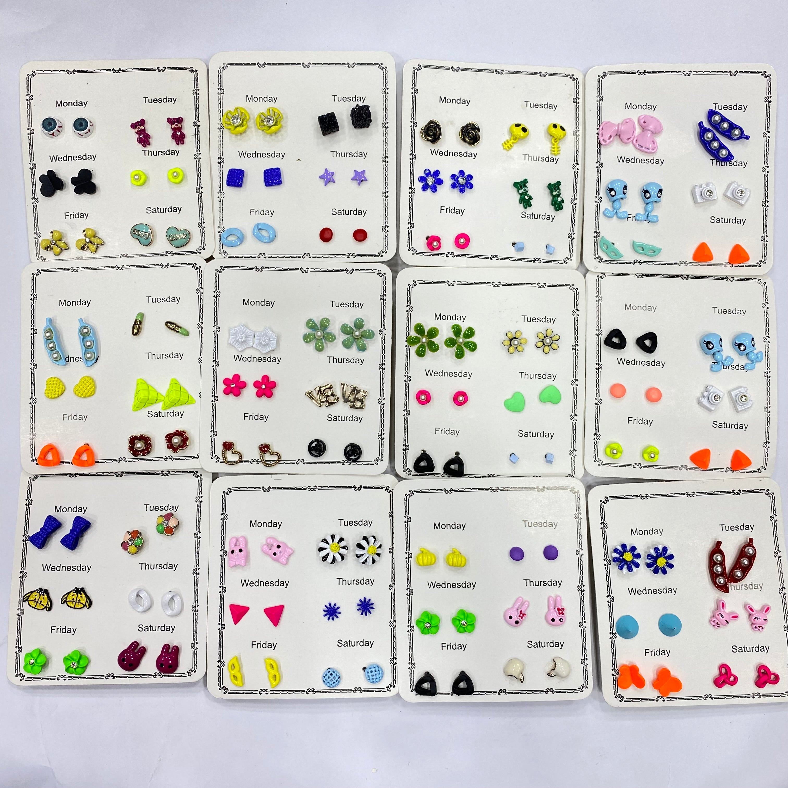 ✨ Metal Studs Card – Single Card (6 Tops) | Pack of 12 | Mix Designs