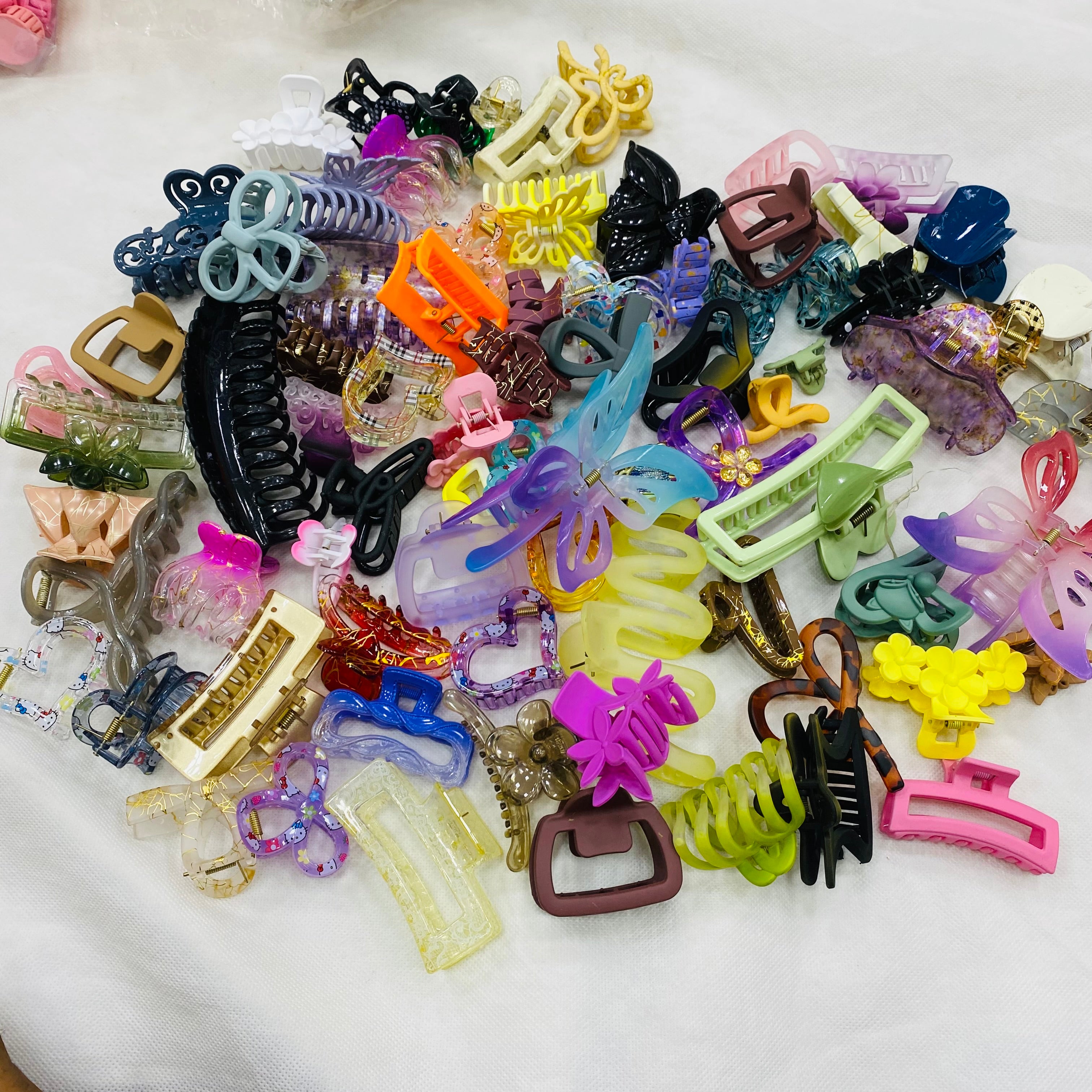 ✨ Imported China Catchers – Wholesale 1Kg Deal
 (Includes 75 Pieces Mix Sizes) 📦