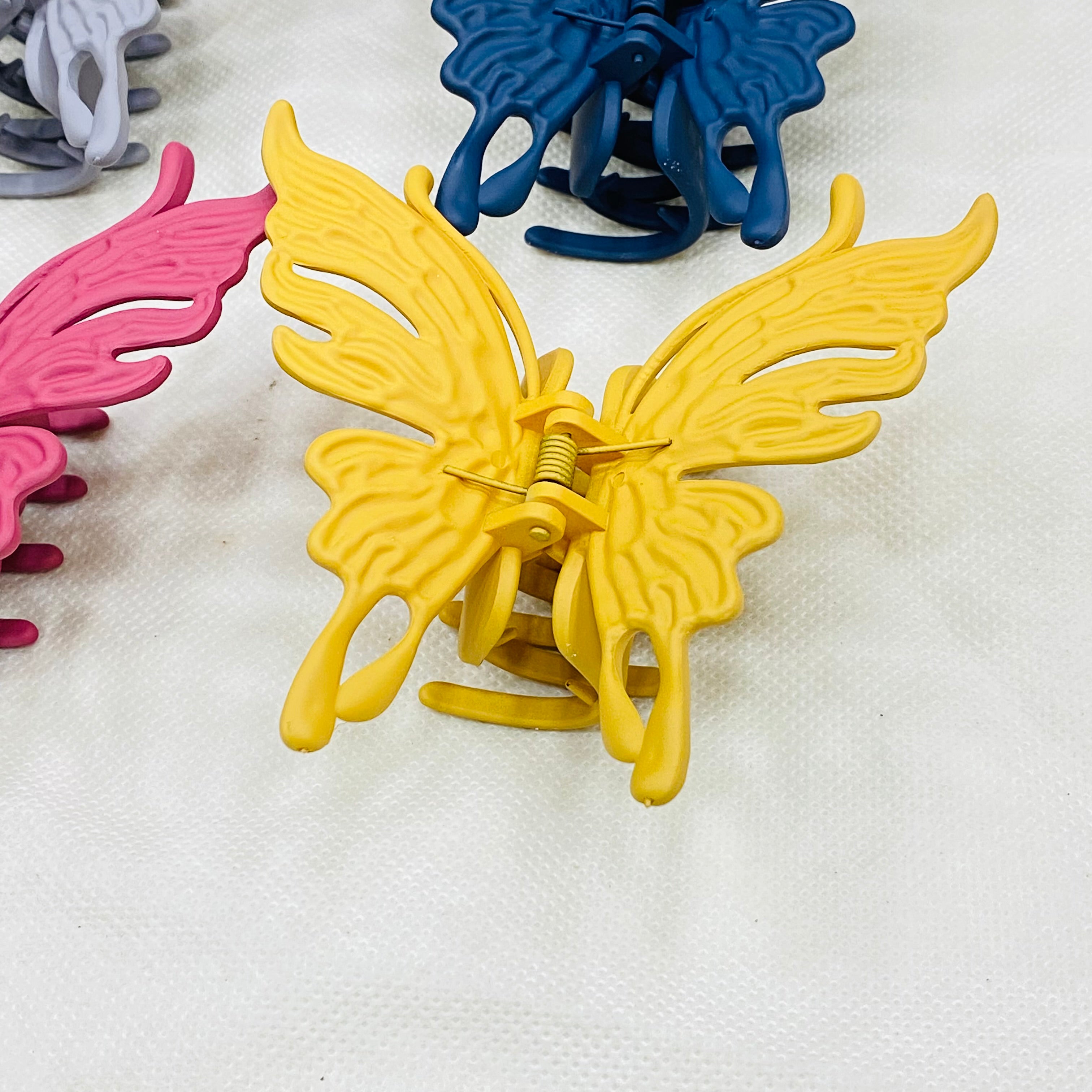 🦋 Butterfly Hair Clips – Large Size | Mix Colors | Pack of 12 (Wholesale)