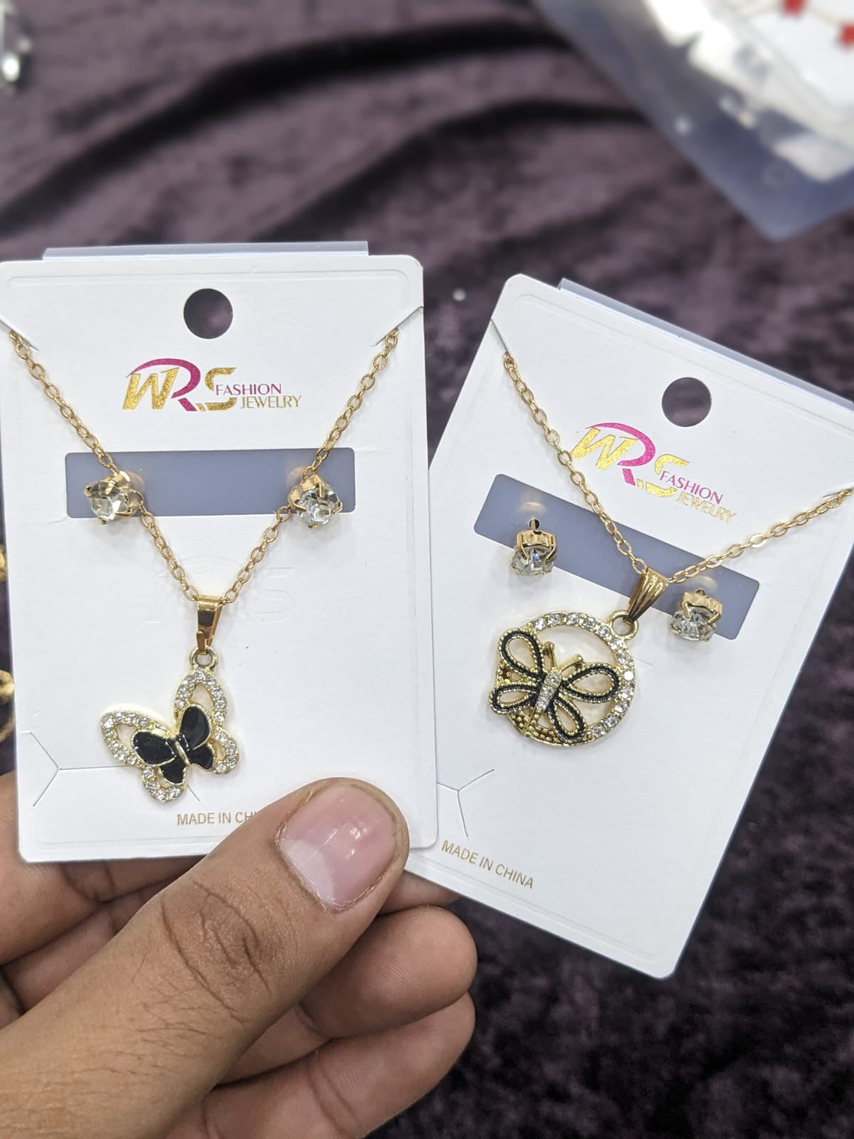 🦋 Butterfly & Stylish Pendants – 12 Pcs Mix Pack 🎀