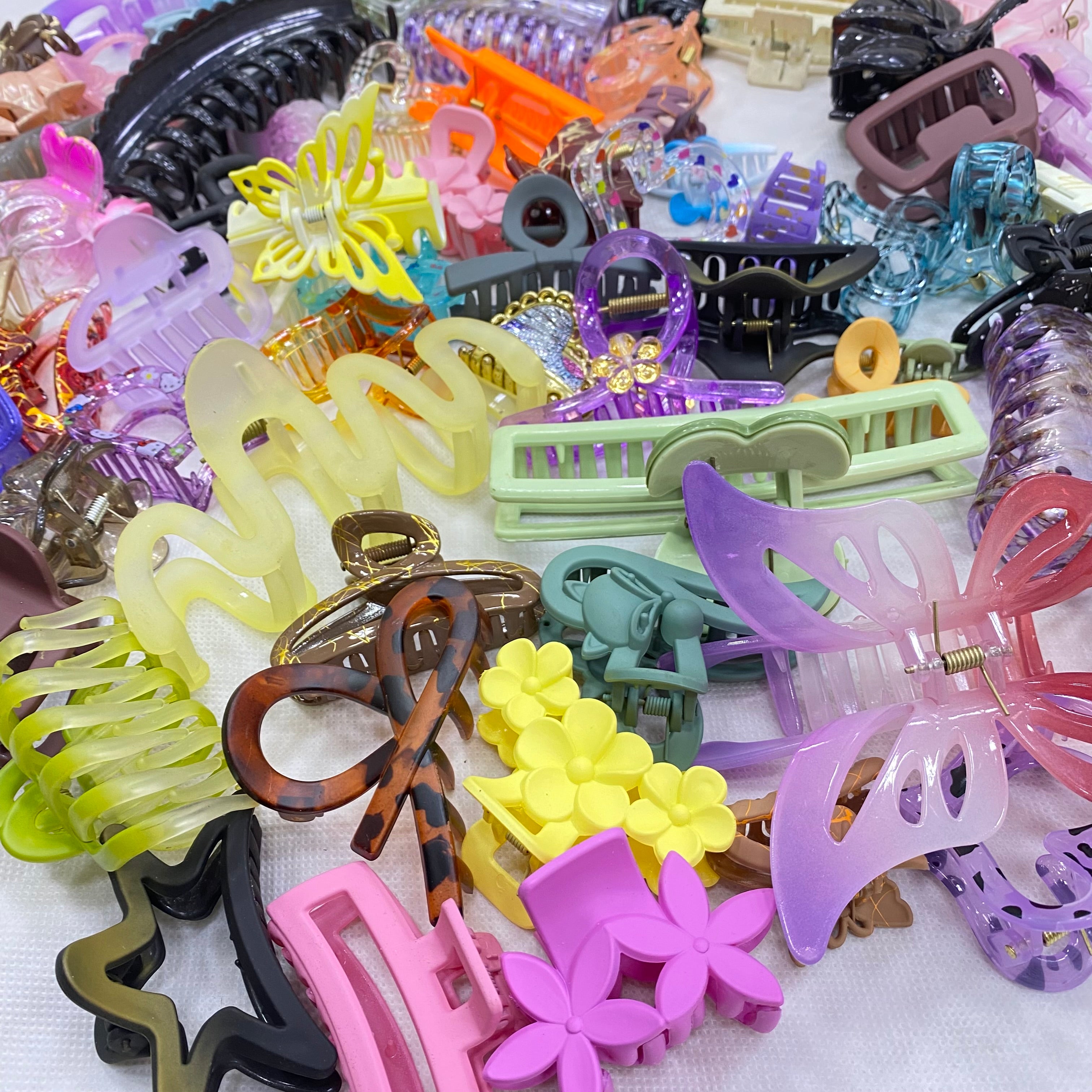 ✨ Imported China Catchers – Wholesale 1Kg Deal
 (Includes 75 Pieces Mix Sizes) 📦