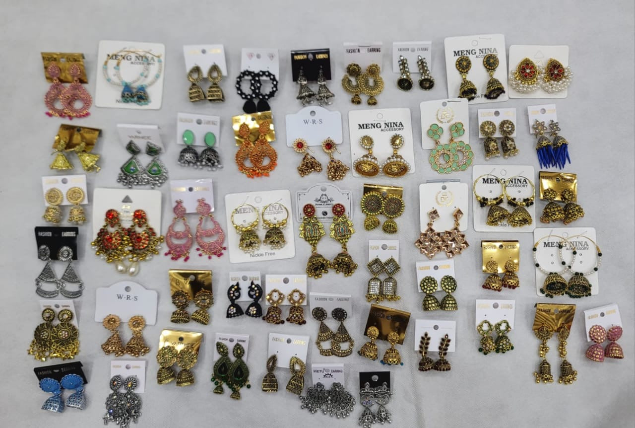 ✨ Imported Mix Metal Jhumka Box – 50 Pairs Wholesale ✨