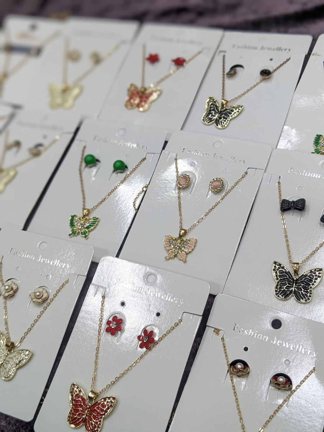 🦋 Butterfly & Stylish Pendants – 12 Pcs Mix Pack 🎀