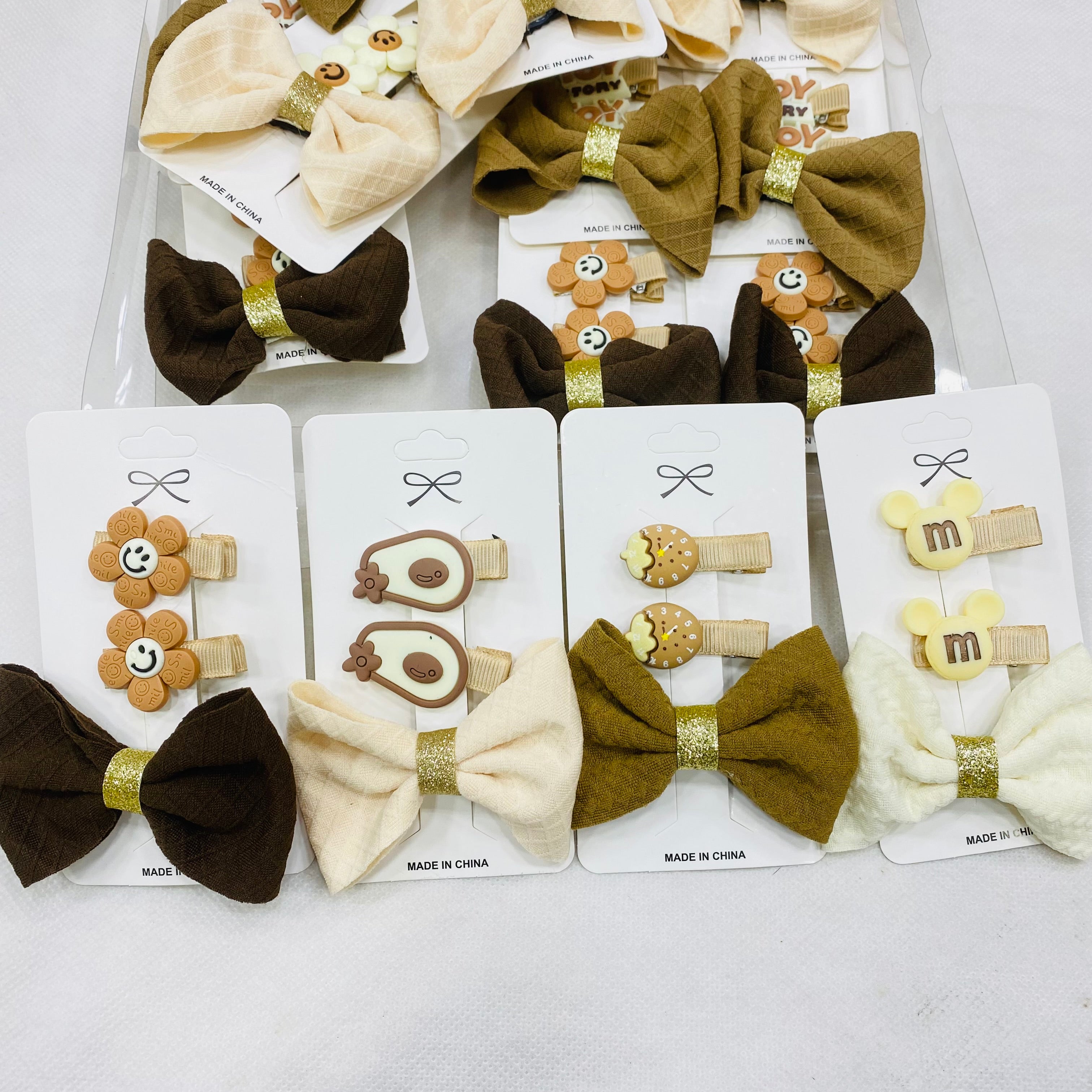 ✨ Imported Hair Clip Box – Pack of 12 Cards | Mix Designs & Colors | Wholesale Deal
