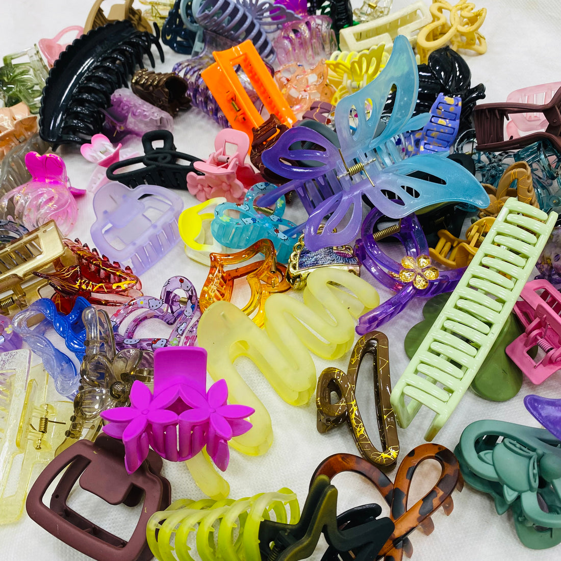 ✨ Imported China Catchers – Wholesale 1Kg Deal
 (Includes 75 Pieces Mix Sizes) 📦