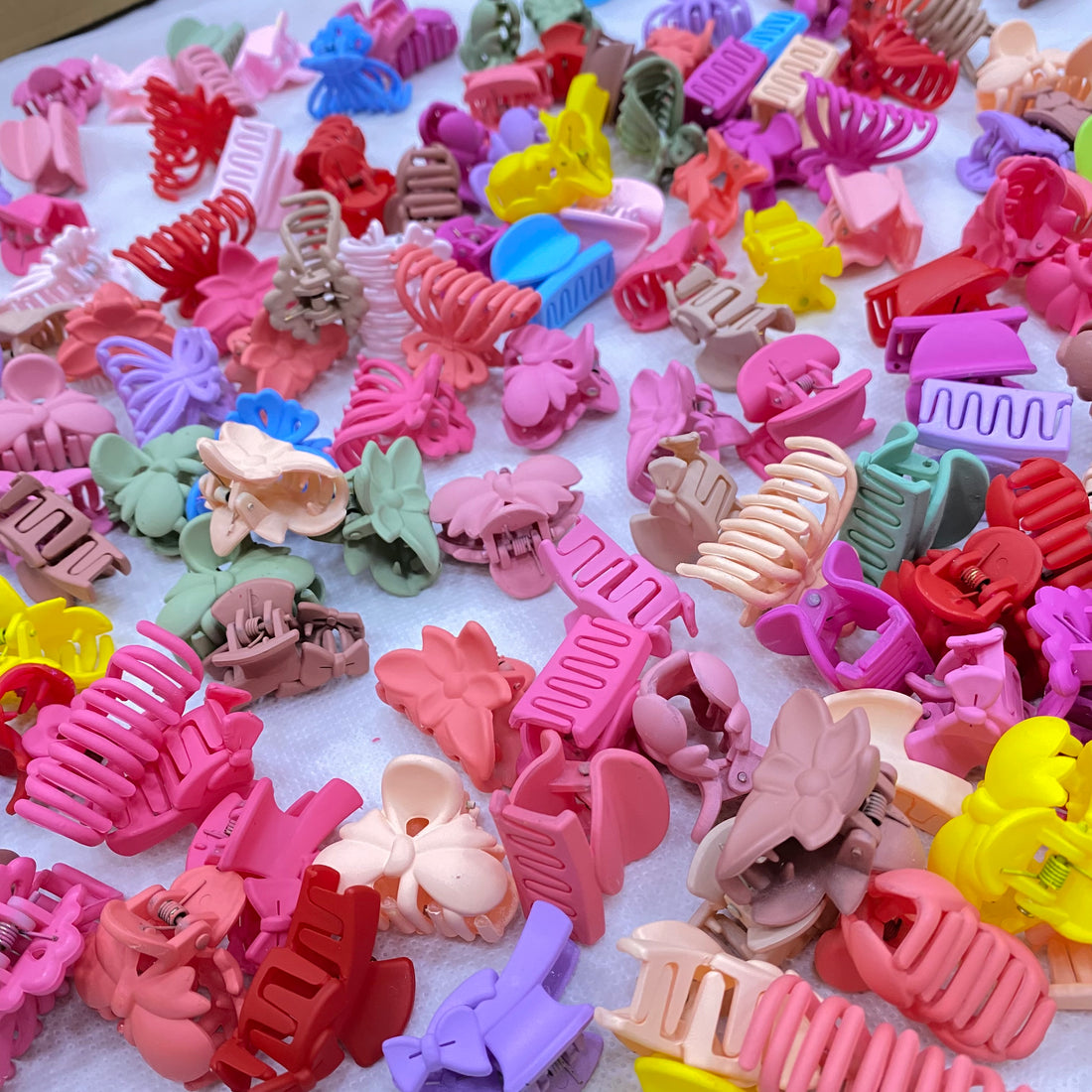 ✨ Fiber Small Catchers – 1Kg Deal | 250 Mix Designs (Trending Article) 💖