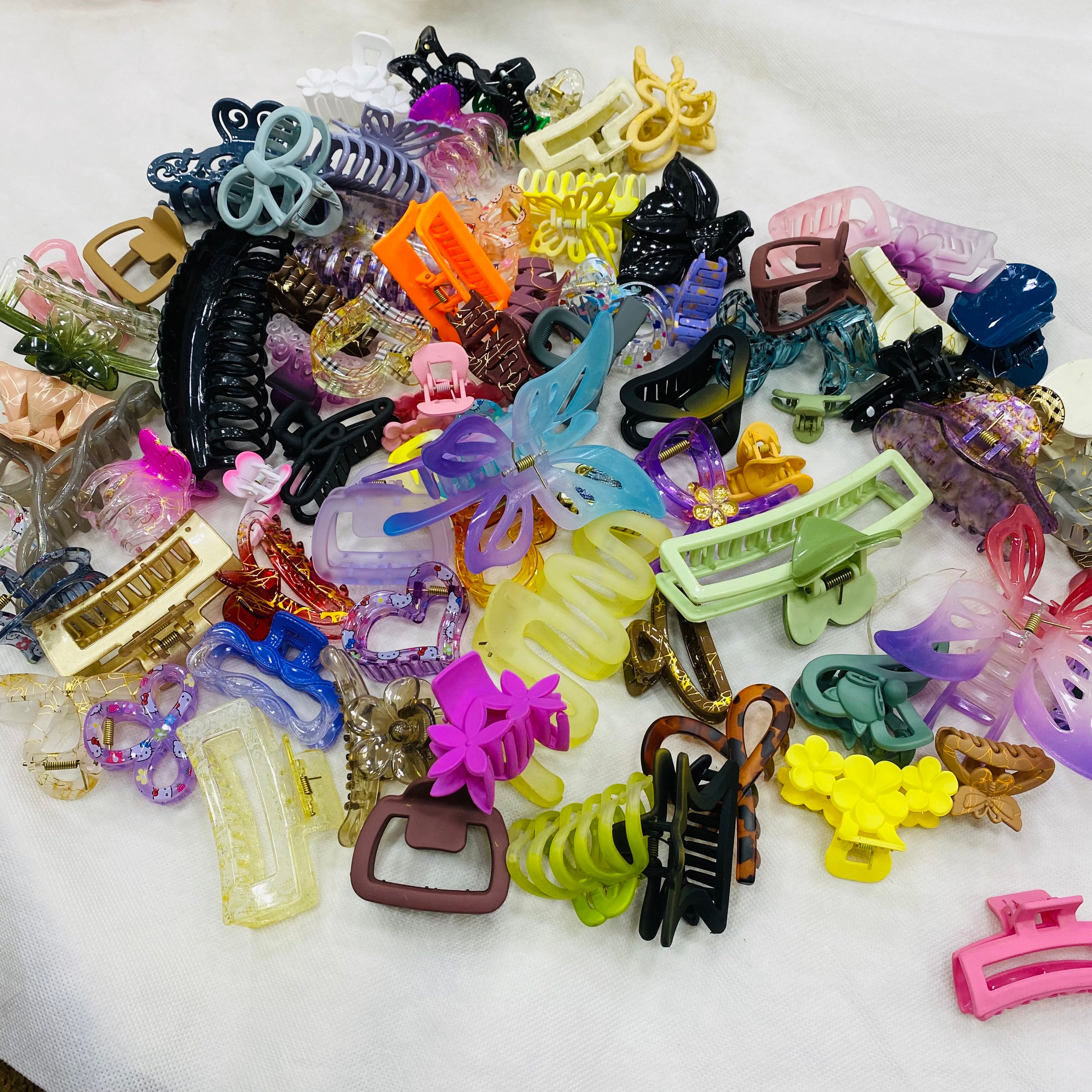 ✨ Imported China Catchers – Wholesale 1Kg Deal
 (Includes 75 Pieces Mix Sizes) 📦