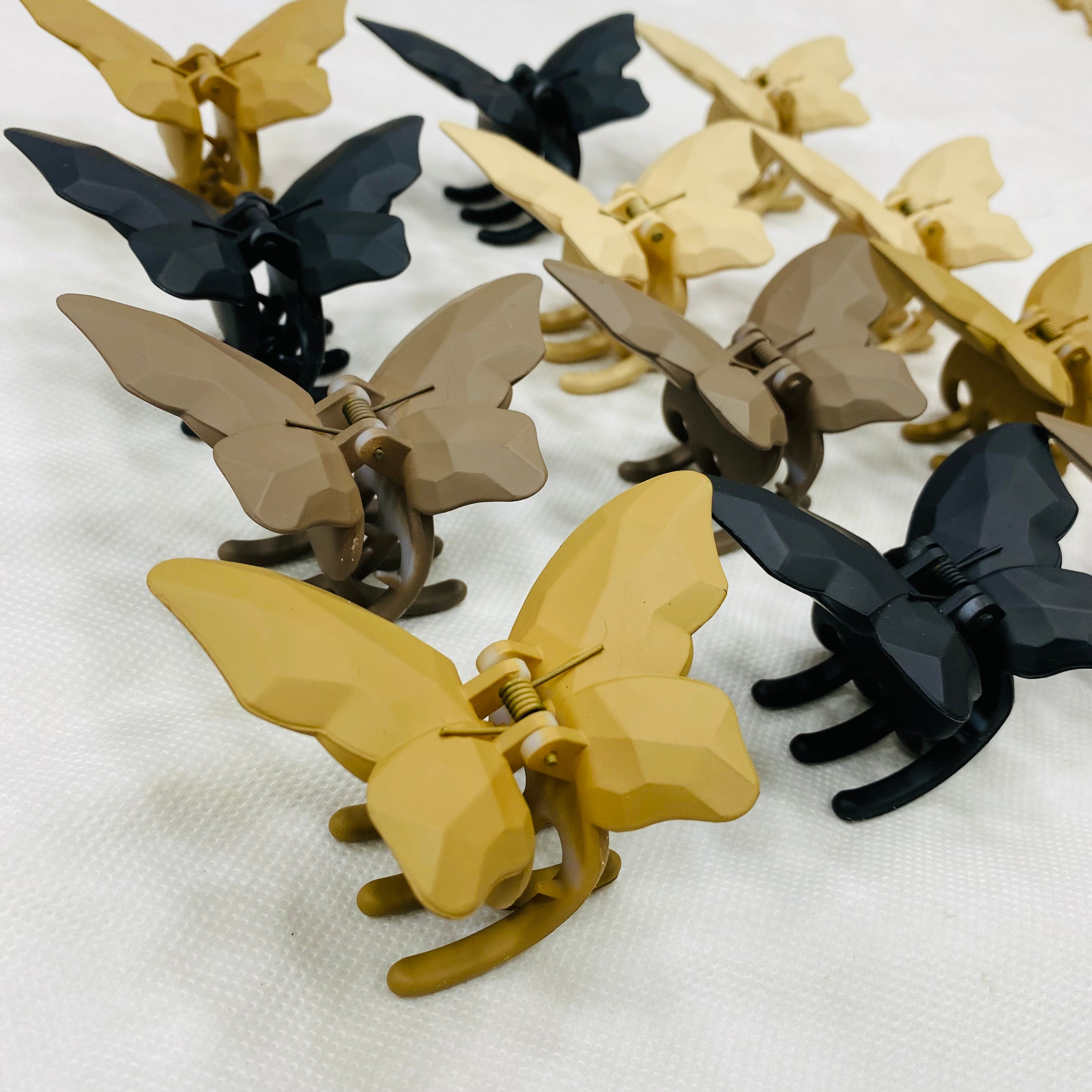 🦋Butterfly Hair Clips – Mix Colors | Wholesale Pack of 12