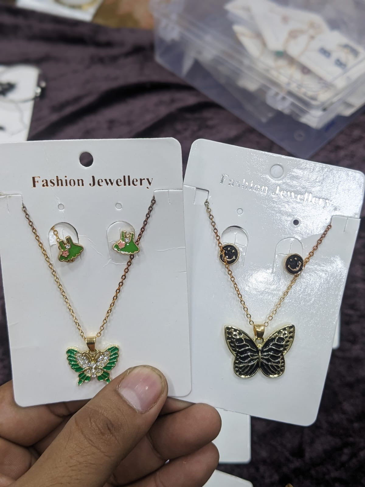 🦋 Butterfly & Stylish Pendants – 12 Pcs Mix Pack 🎀