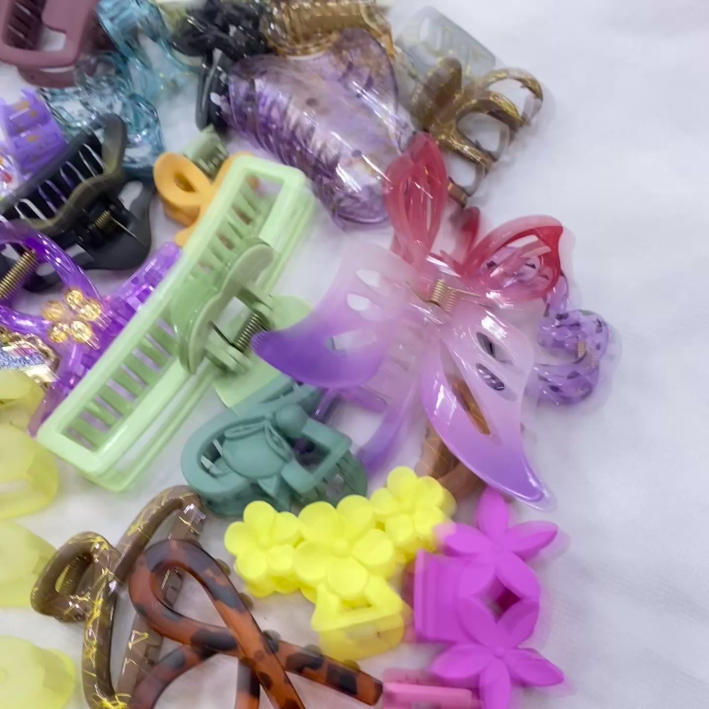 ✨ Imported China Catchers – Wholesale 1Kg Deal
 (Includes 75 Pieces Mix Sizes) 📦